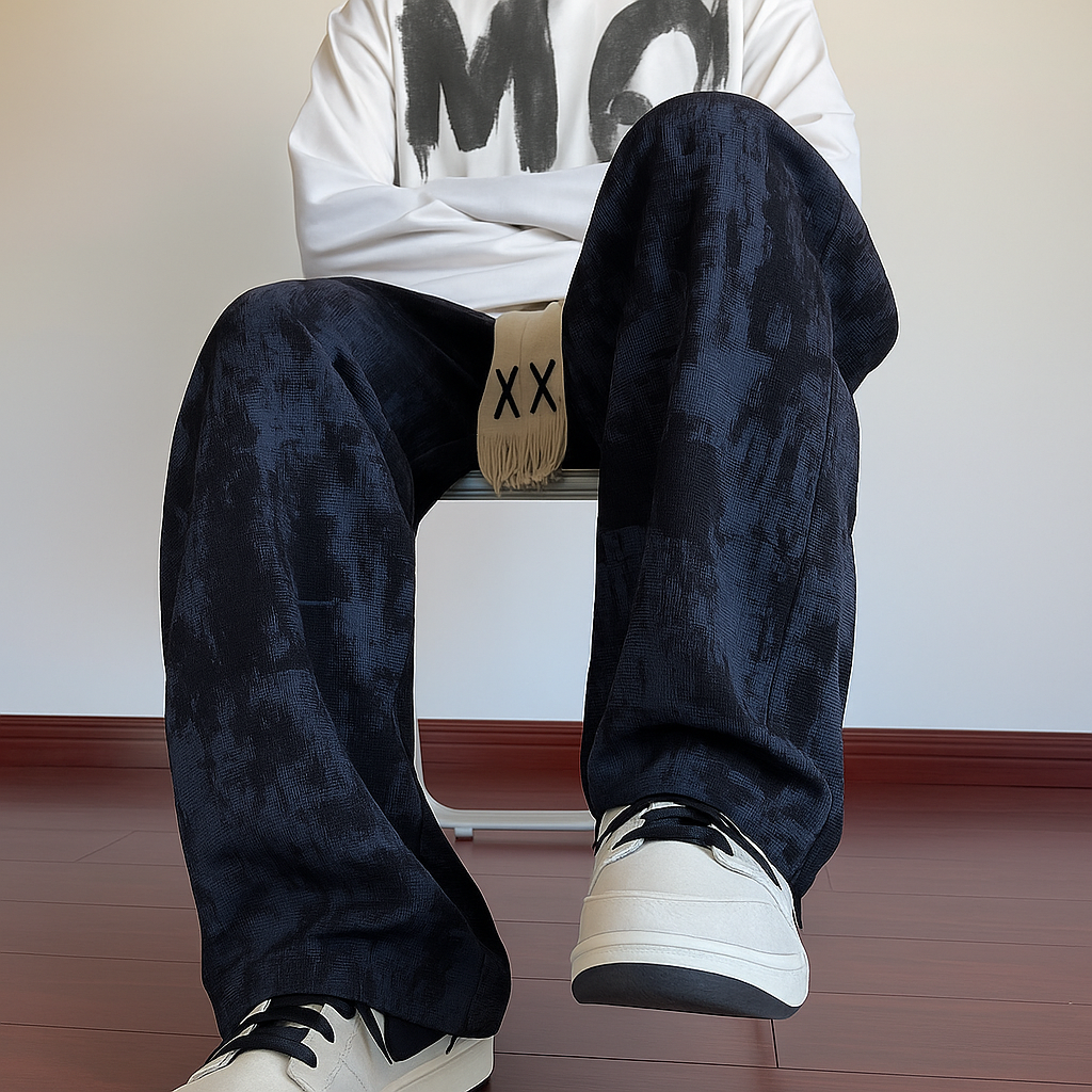 LOOSE-FIT MODERN URBAN STYLE JOGGERS.